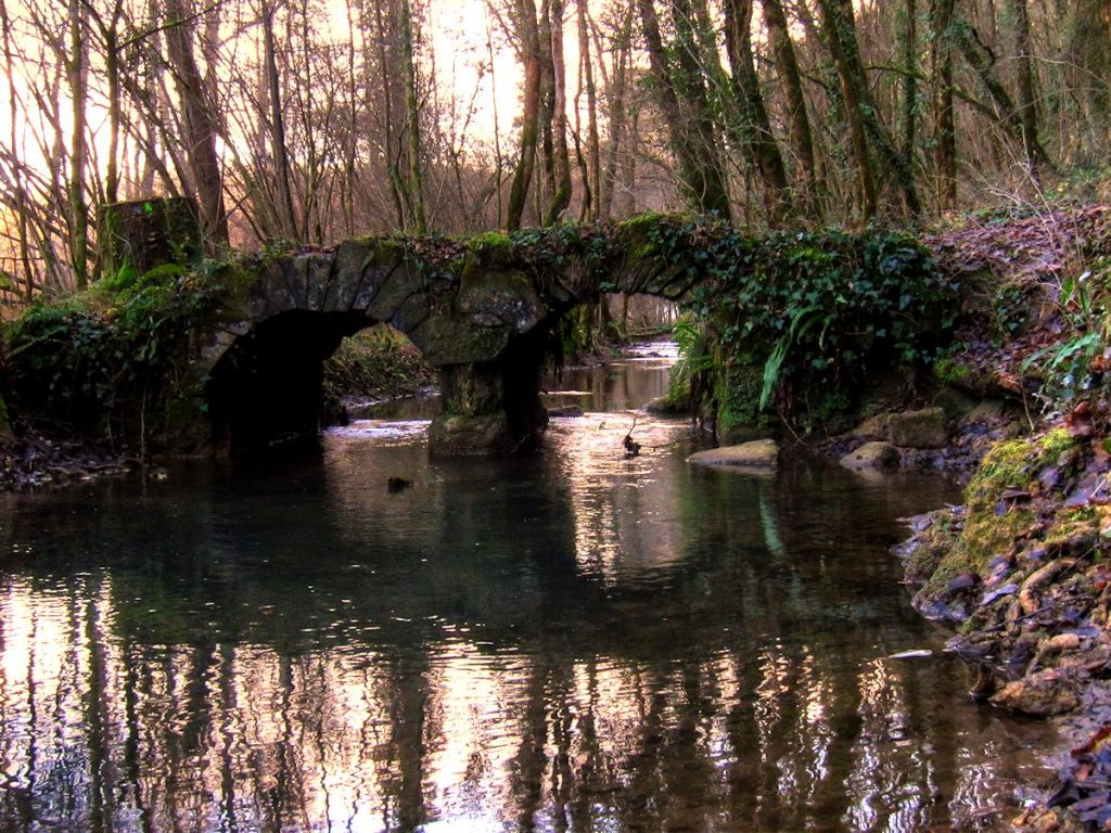 Roman Bridge on the Trail